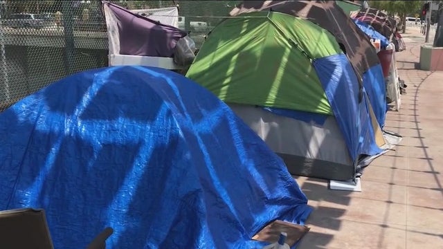 LA City Council seeking new law to prevent encampments in public right-of-way