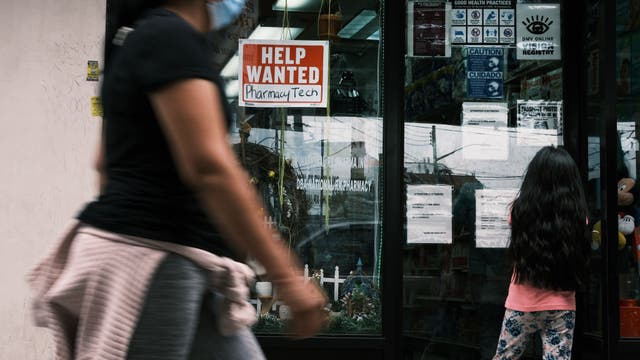 US weekly unemployment claims fall to 376,000, sixth straight drop