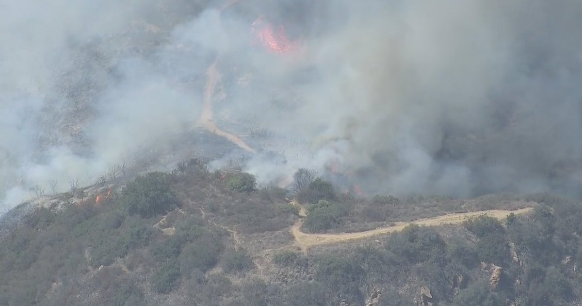 Flores Fire: Crews battling blaze in Topanga | FOX 11 Los Angeles