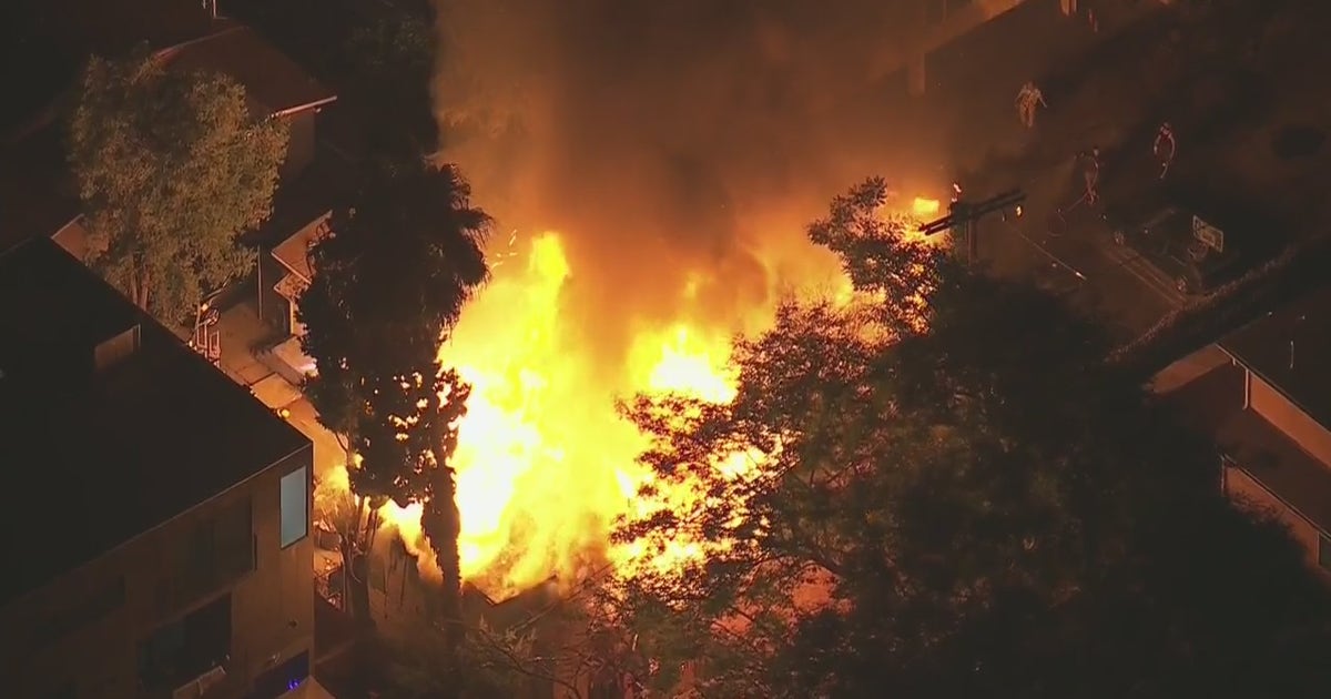 Crews battle massive house fire in East Hollywood | FOX 11 Los Angeles