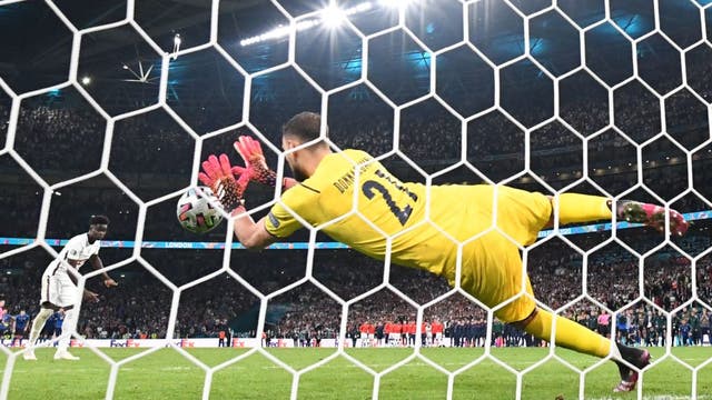 Italy beats England in shootout at Euro 2020