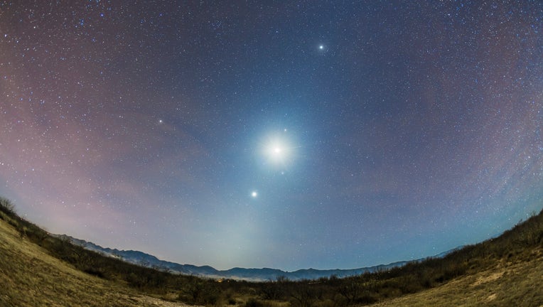 The Zodiacal Light of a late autumn/early winter morning