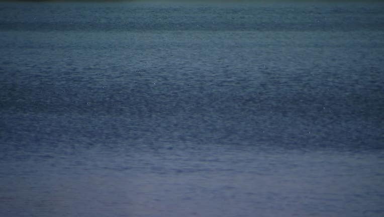 f6ff5262-water generic