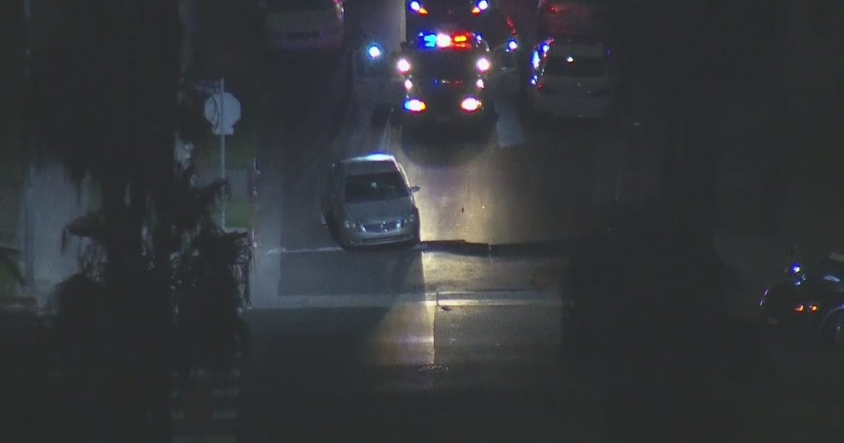 Suspect in custody after leading LAPD on chase in South LA | FOX 11 Los ...