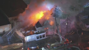 Fire destroys vacant church in downtown Los Angeles