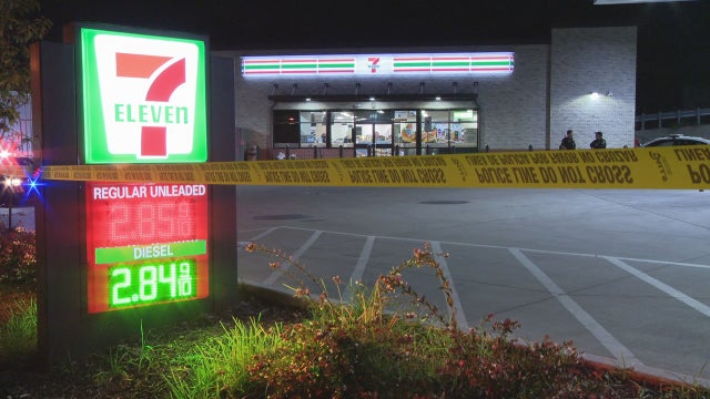 Dallas convenience store clerk charged with murder after shooting suspected beer thief