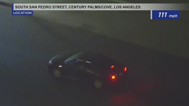 Suspect surrenders following early morning pursuit in South LA