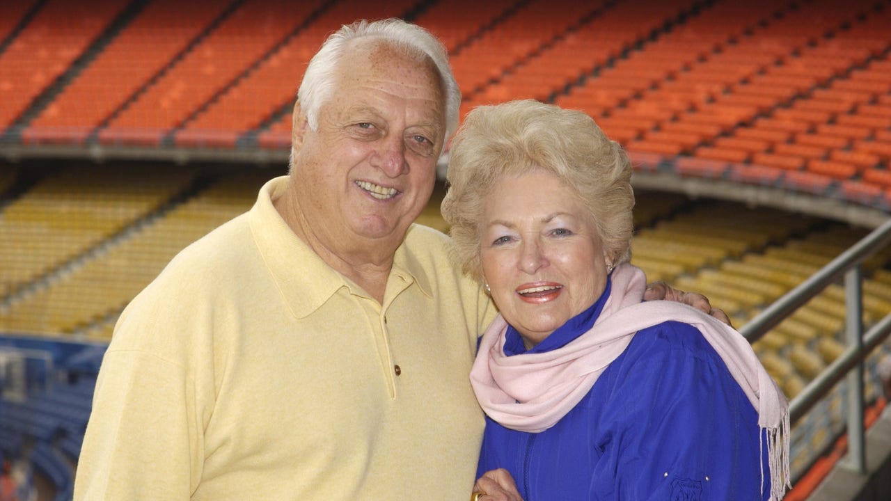 Jo Lasorda, widow of Dodgers' Hall of Famer Tommy Lasorda, dies at