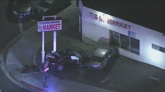 1 dead, 4 others – including pregnant woman – hurt in El Monte crash and shooting