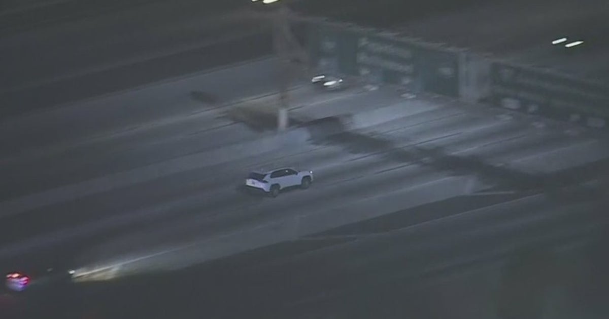 Carjacking suspect in custody after leading police on chase across Los ...