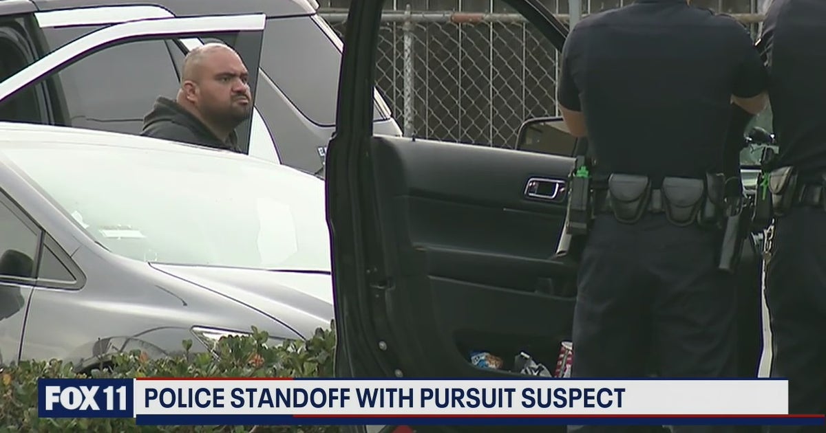 Suspect in custody after wild chase, standoff with officers in Lakewood ...