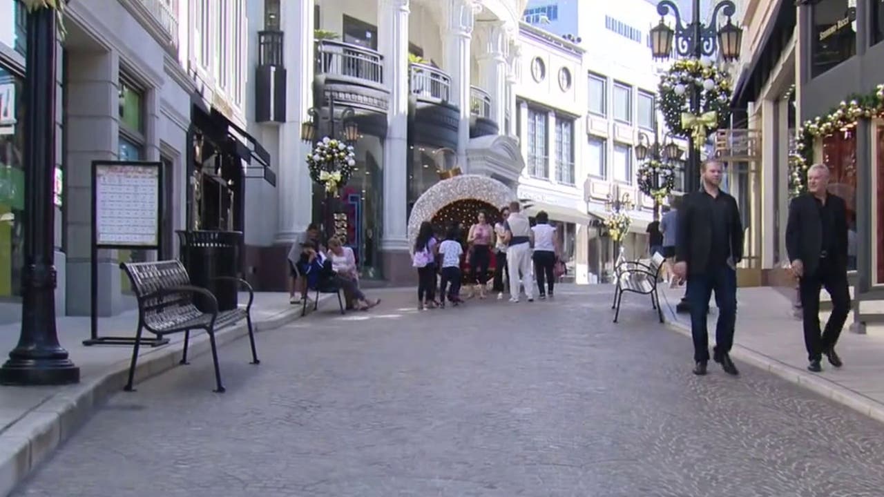 Beverly Hills to close Rodeo Drive on Election Day for security