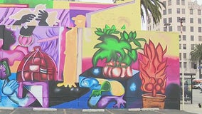 Renowned LA artist debuts colorful ‘Set the Stage’ mural in Hollywood