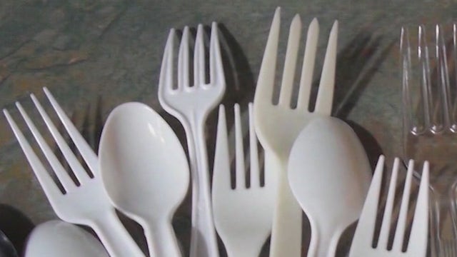 Los Angeles' new plastic utensil law takes effect