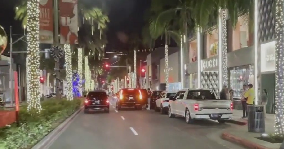 Beverly Hills increases police presence amid crime spike | FOX 11 Los ...