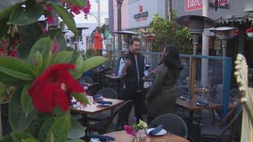 Manhattan Beach to end restaurant outdoor dining decks on streets