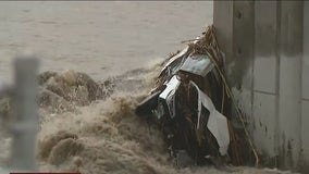 Multiple cars swept away in LA River during Tuesday storm