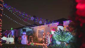'Christmas on Columbia': Neighborhood holiday lights display returns in Pomona