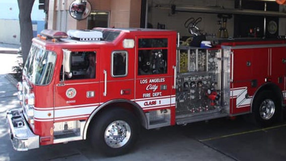 Christmas tree fire destroys Winnetka home