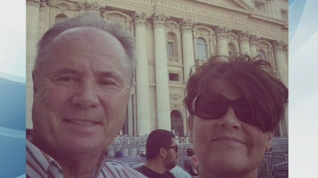 Family, friends honor late LA Councilman's Christmas traditions