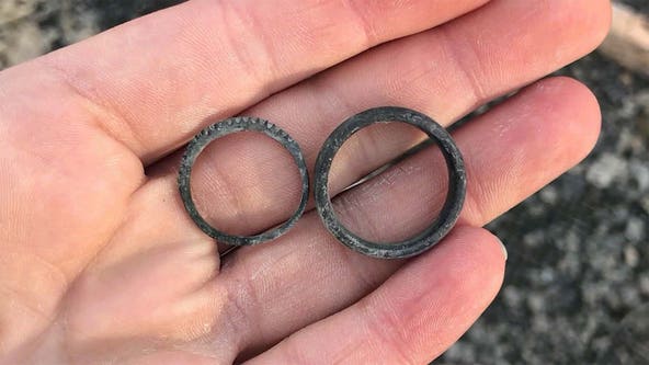 Colorado couple recovers wedding bands buried in rubble after wildfire destroys home