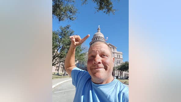 Former Uber driver ditches car to bike across all 50 state capitals