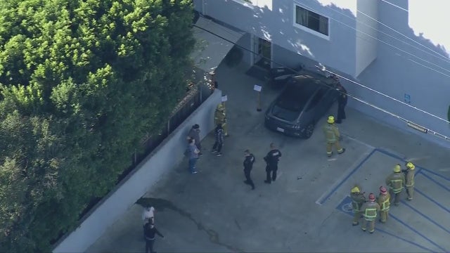 Three injured after car crashes into Topanga veterinary clinic