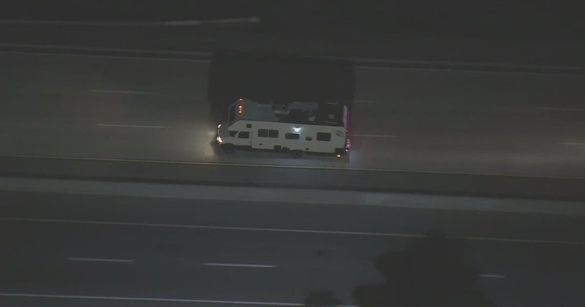RV leads police on chase across Los Angeles County | FOX 11 Los Angeles
