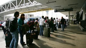 Some lanes at LAX to close for construction of pedestrian bridge