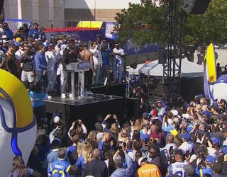 Rams fans cheer Super Bowl champs at LA victory parade – FOX21