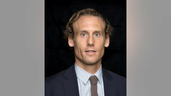 Venice attorney Erin Darling announces run city council district 11