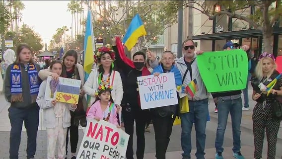 Hundreds gather in Santa Monica for march seeking to 'stop bloodshed' in Ukraine