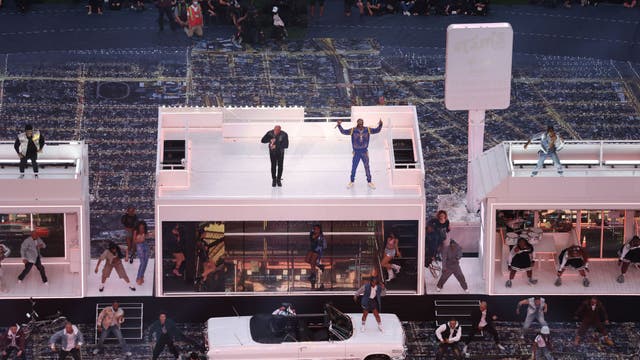 Popular Compton restaurant Tam’s Burgers No. 21 featured in Super Bowl halftime show