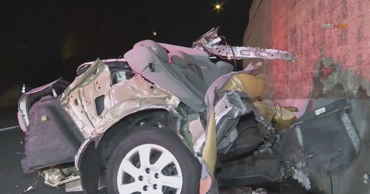 Woman killed in gruesome 101 Freeway crash in Studio City | FOX 11 Los ...