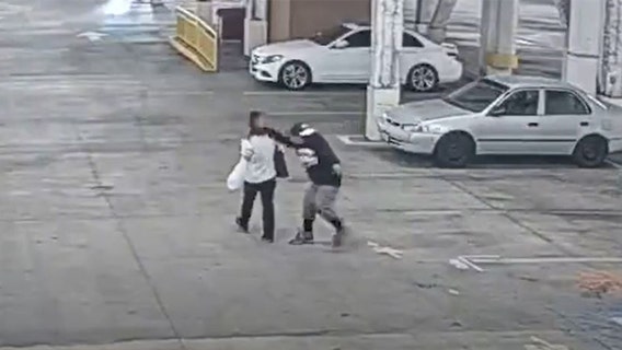 Suspect arrested in unprovoked attack of woman at Glendale Fashion Center