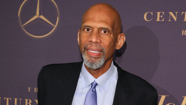 Kareem Abdul-Jabbar criticizes Will Smith for Oscars slap, applauds Chris Rock's reaction