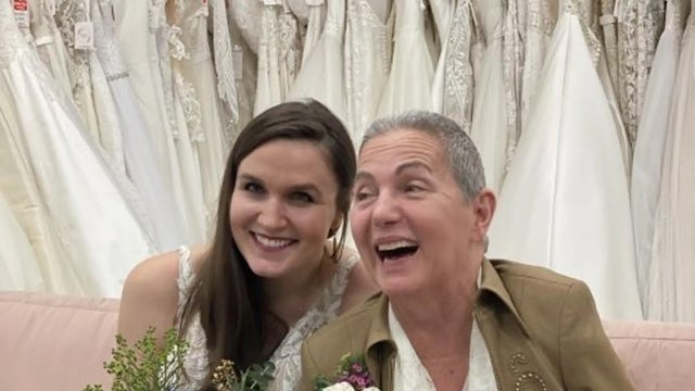 Single woman throws wedding-gown party with mom who has cancer: Incredible gift of love