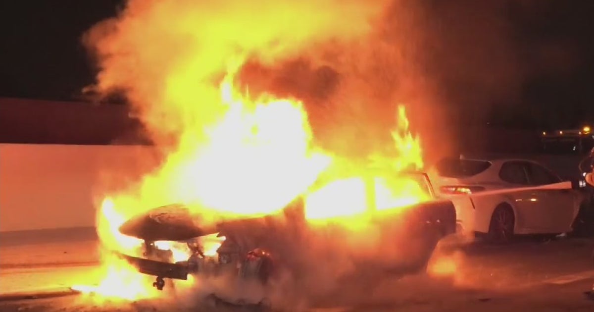 1 killed in fiery crash on 10 Freeway in West Covina | FOX 11 Los Angeles