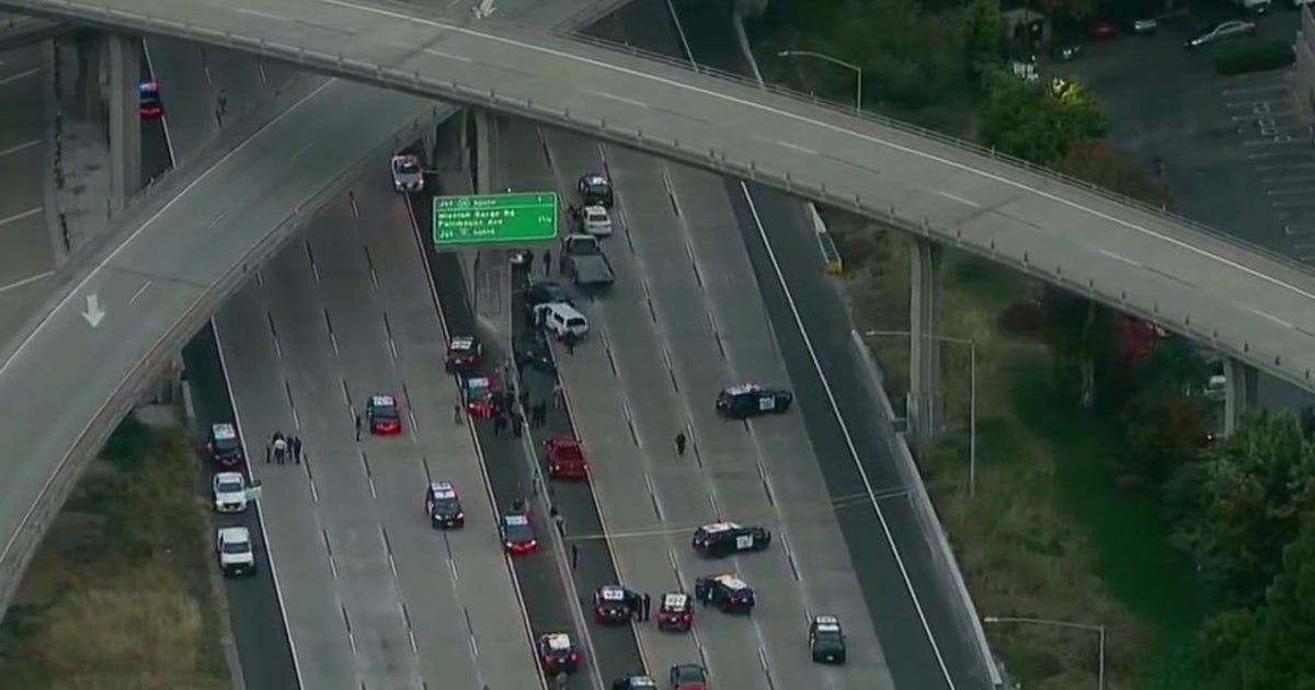 CHP officer shot on freeway in San Diego | FOX 11 Los Angeles