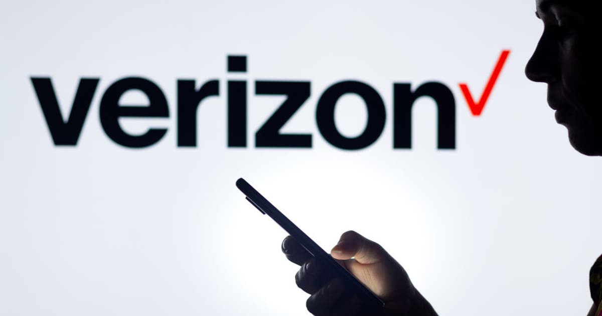 Verizon Wireless service resumes after widespread US outages | FOX 11 ...