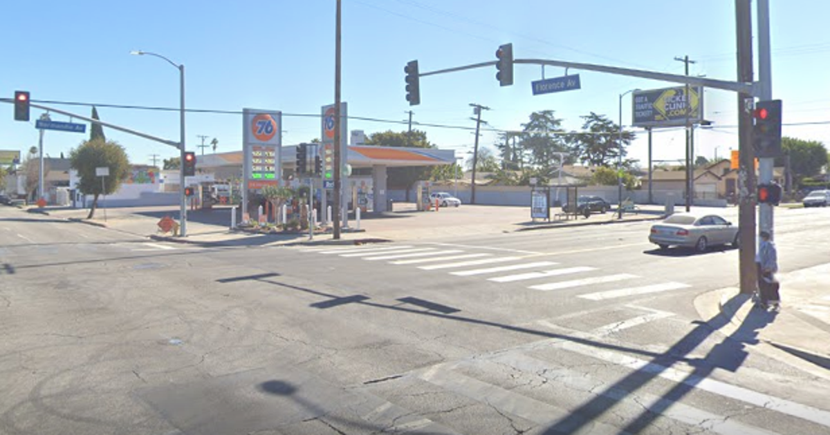 1 dead in South LA parking lot shooting | FOX 11 Los Angeles