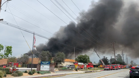 Major blaze damages commercial building in El Monte