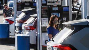 LA County gas prices continue to drop