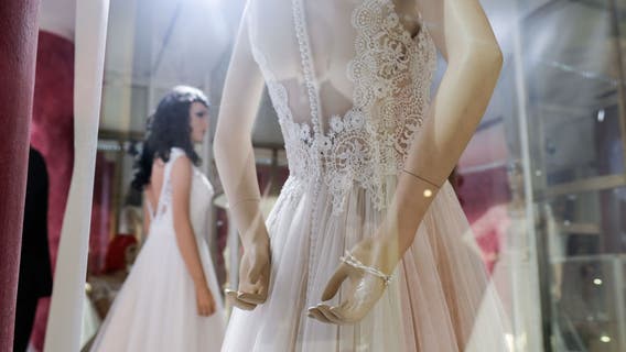 Police: Report of stolen wedding dress in Simi Valley was misunderstanding