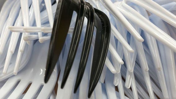 LA County moves to ban single-use plastics in food service