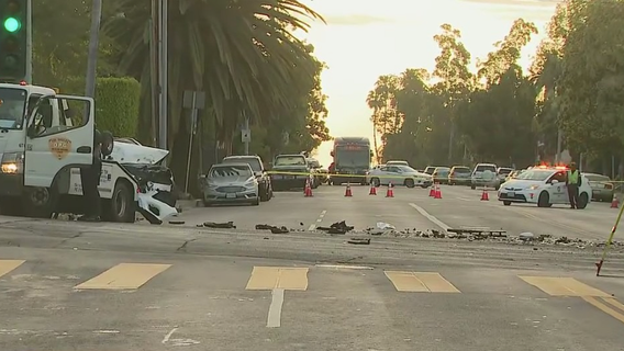 5 hurt in high-speed pursuit ending in crash in Los Feliz