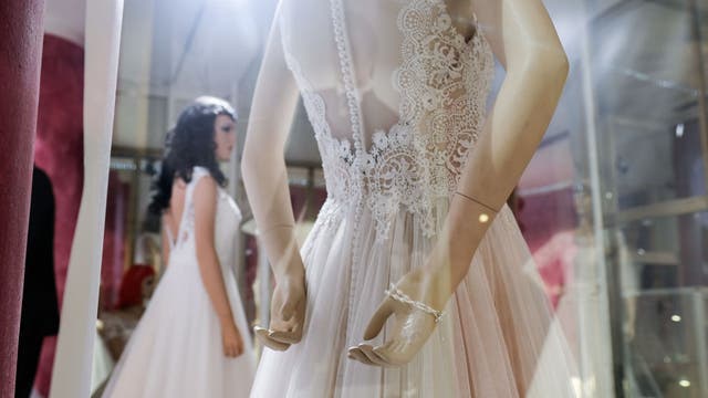 Police: Report of stolen wedding dress in Simi Valley was misunderstanding