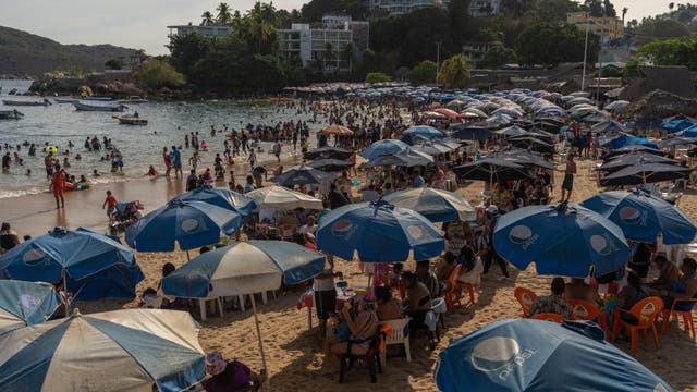 At least 3 dead in shooting on beach in Acapulco, Mexico