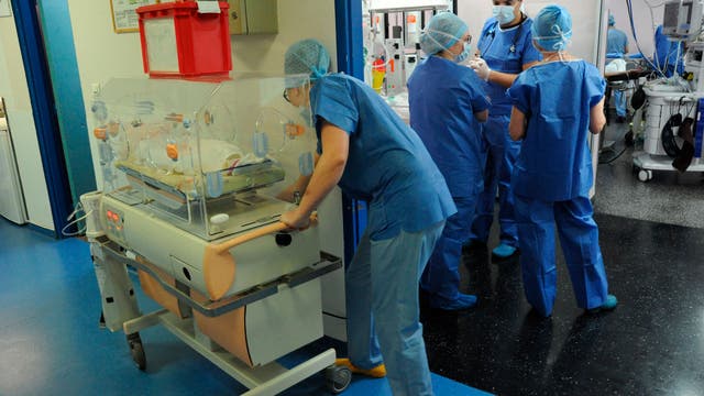 Couple alleges delayed C-section caused death of their newborn daughter