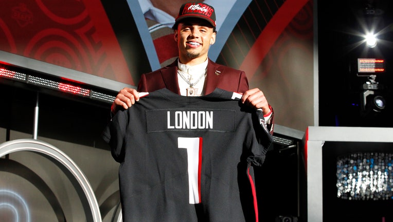 NFL Draft: Moorpark native, former USC WR Drake London picked by Falcons at  No. 8